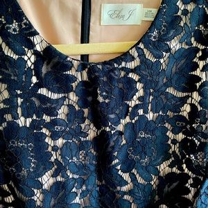 Eliza J black satin fit and flare dress with side pockets - size 14w